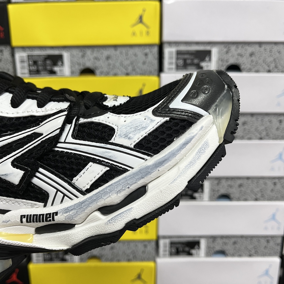 Balenciaga BLCG Runner 7 Gen - Image 5
