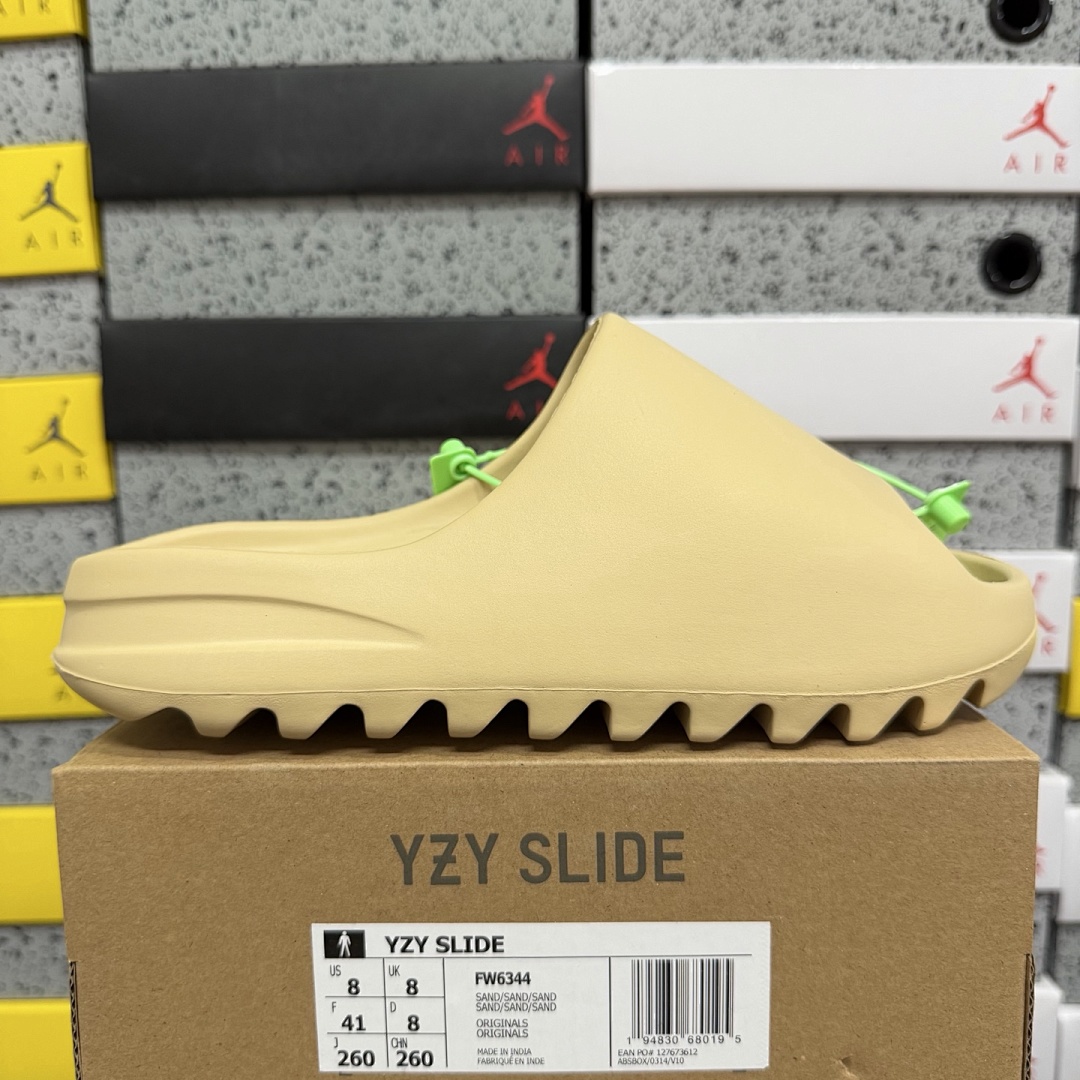 Adidas Slide/Foam Runner - Image 19