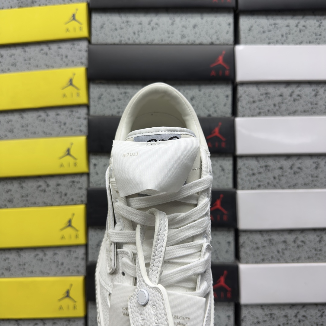 Off-White 3.0 Off Court Low - Image 2