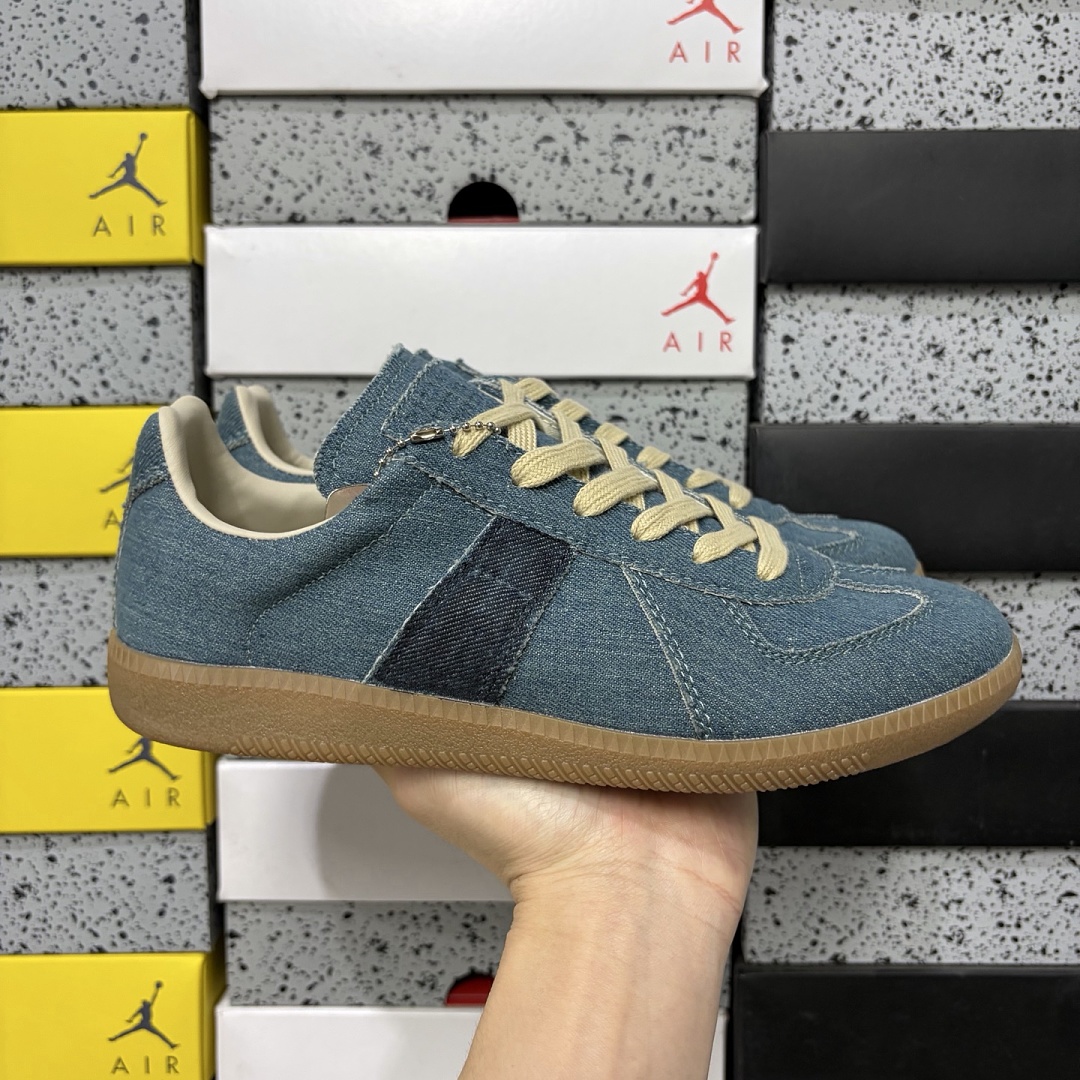 On Running Maison Margiela Replica - Image 12