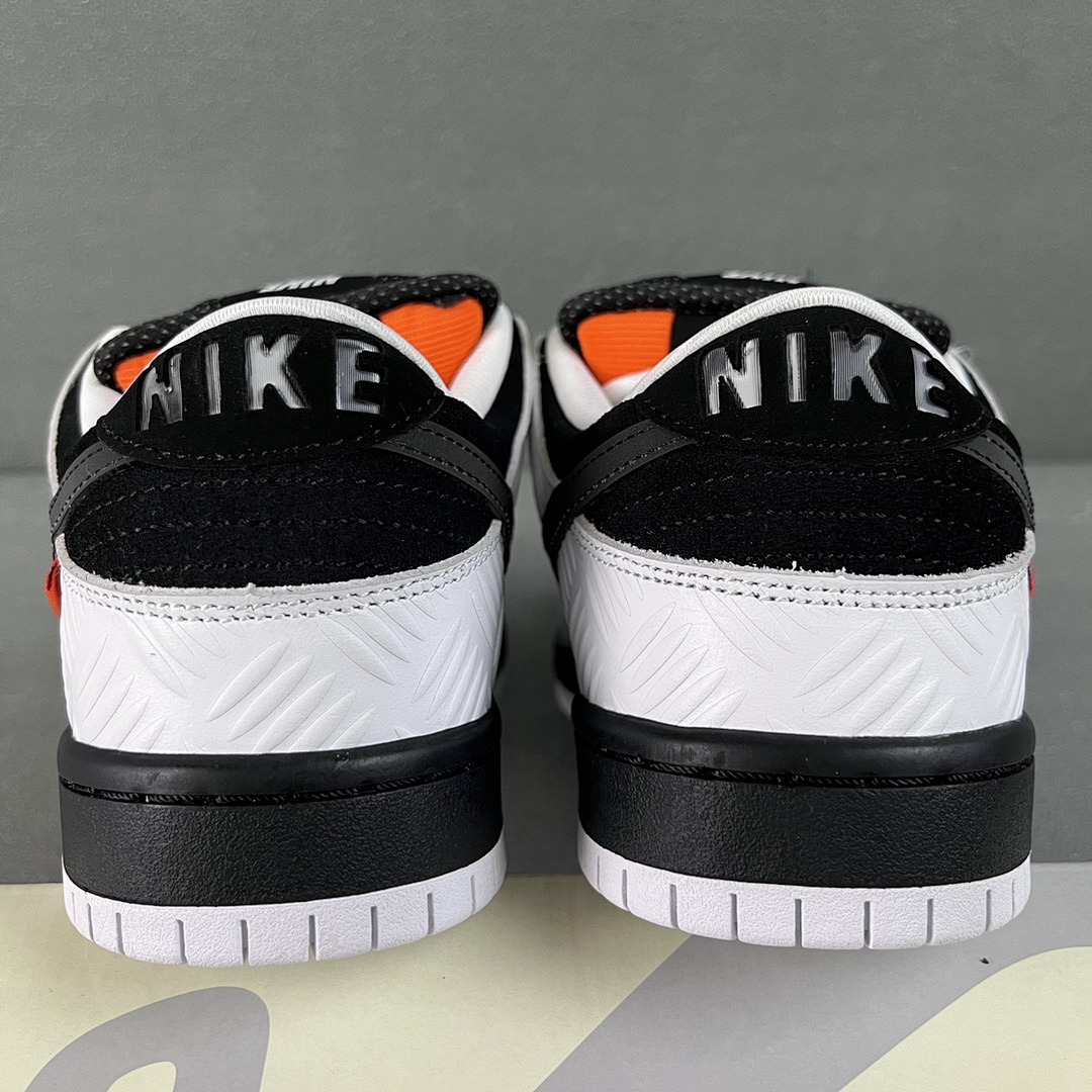 Nike SB Dunk FD2629-100 - Image 3