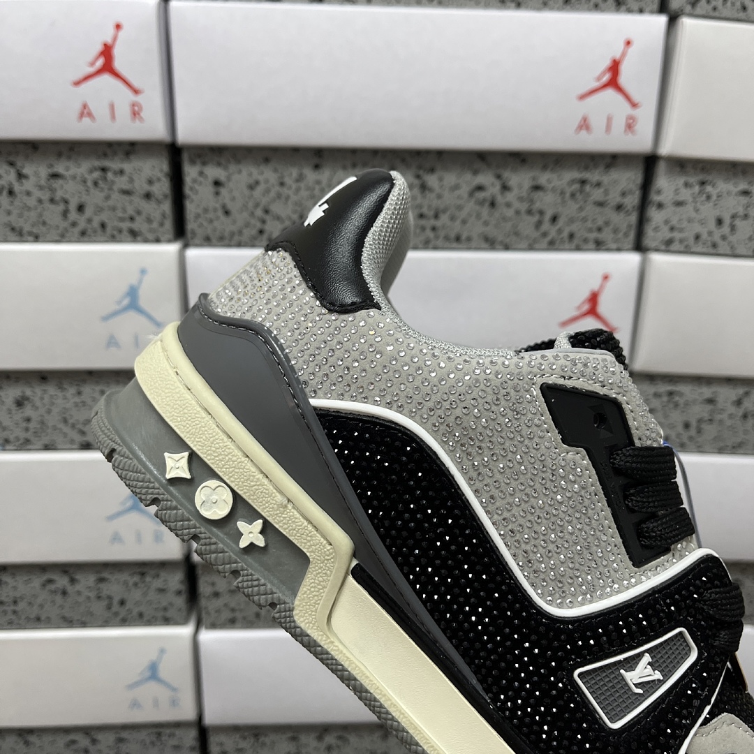 Louis Vuitton Trainer Rhinestone - Image 6