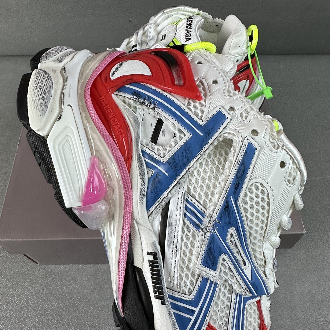 Balenciaga Runner - Image 54