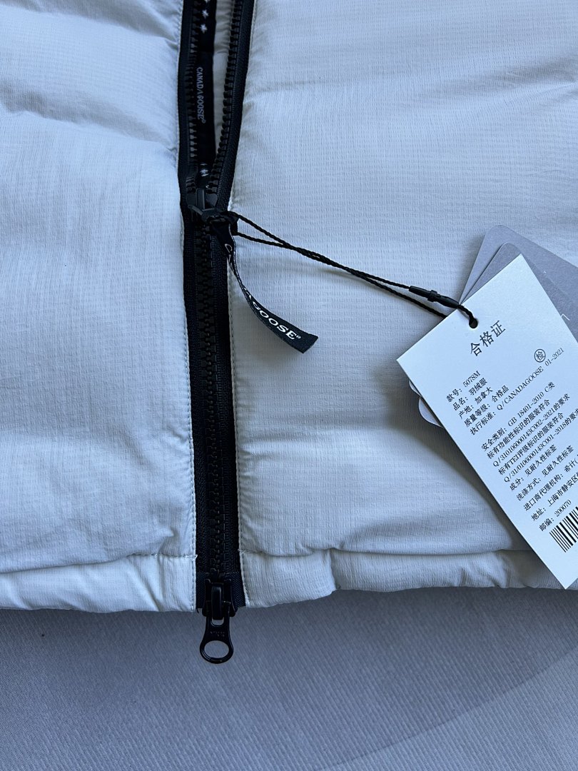 Canada Goose Label Lodge Hoody Jacket - Image 26