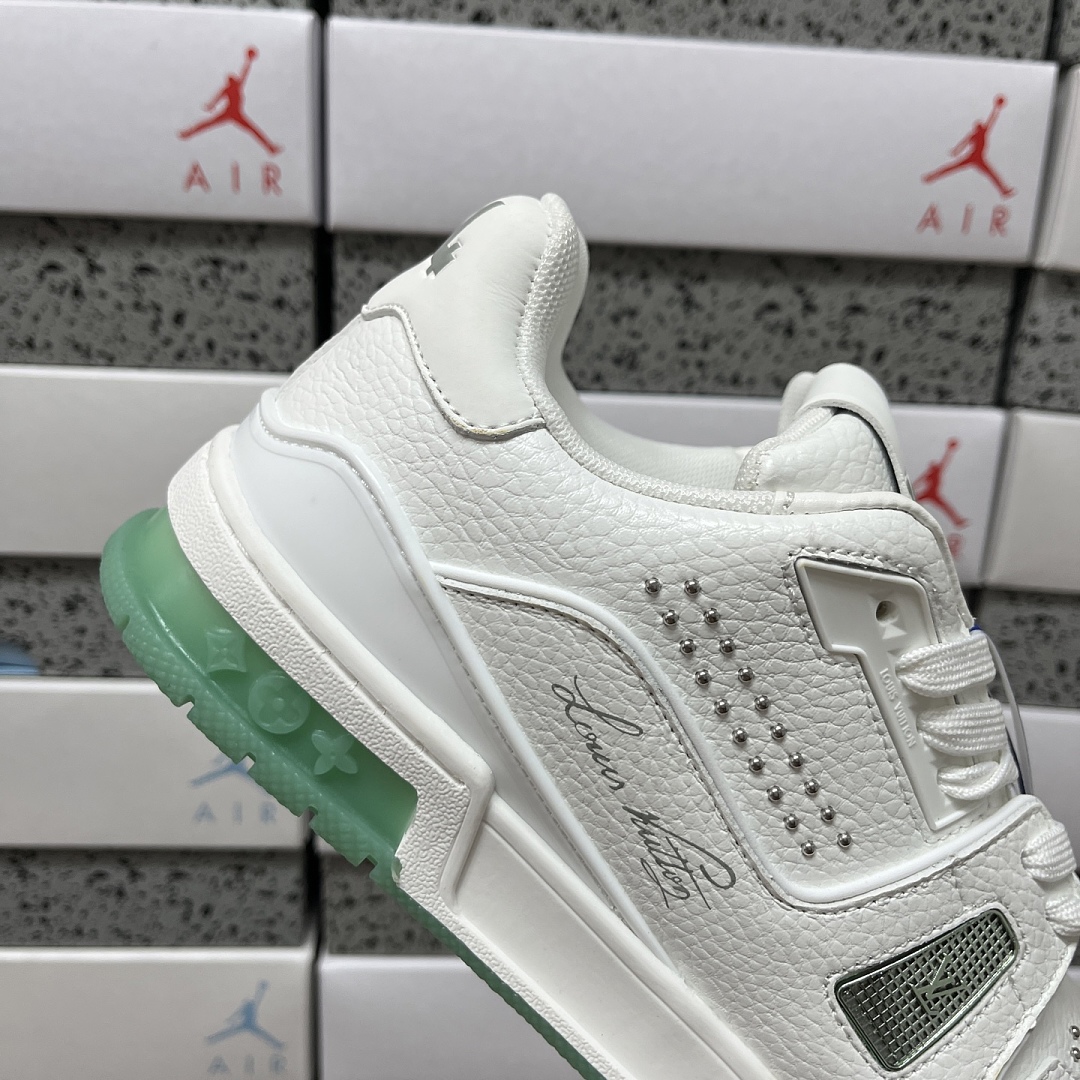 Louis Vuitton Trainer Rhinestone - Image 3