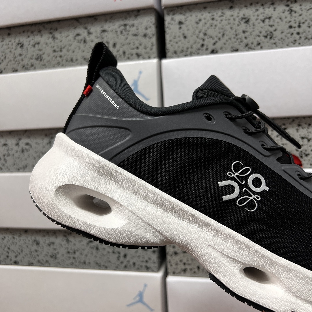 On Running Cloudsolo LOEWE (Black White) - Image 3