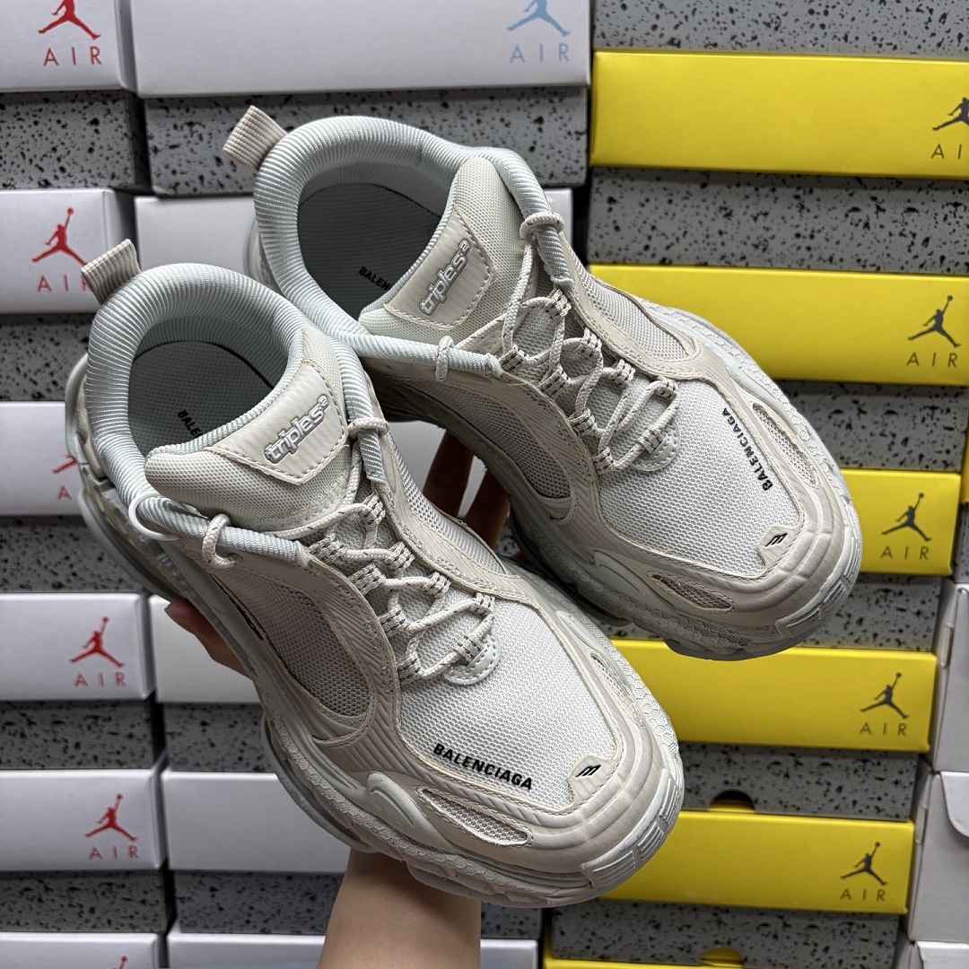 Balenciaga Triple S 2 - Image 5