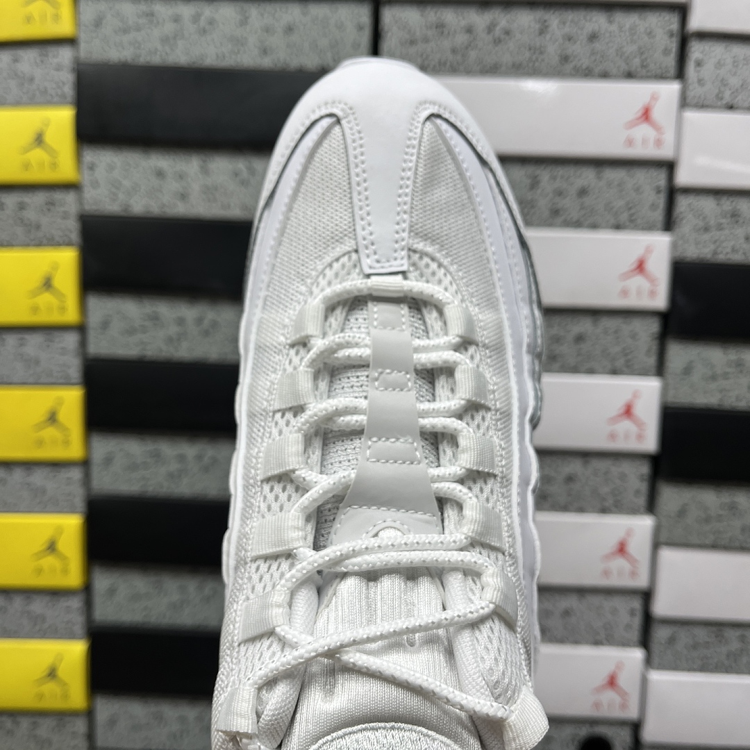 Nike Air Max 95 OG Big Bubble (Triple White) - Image 6