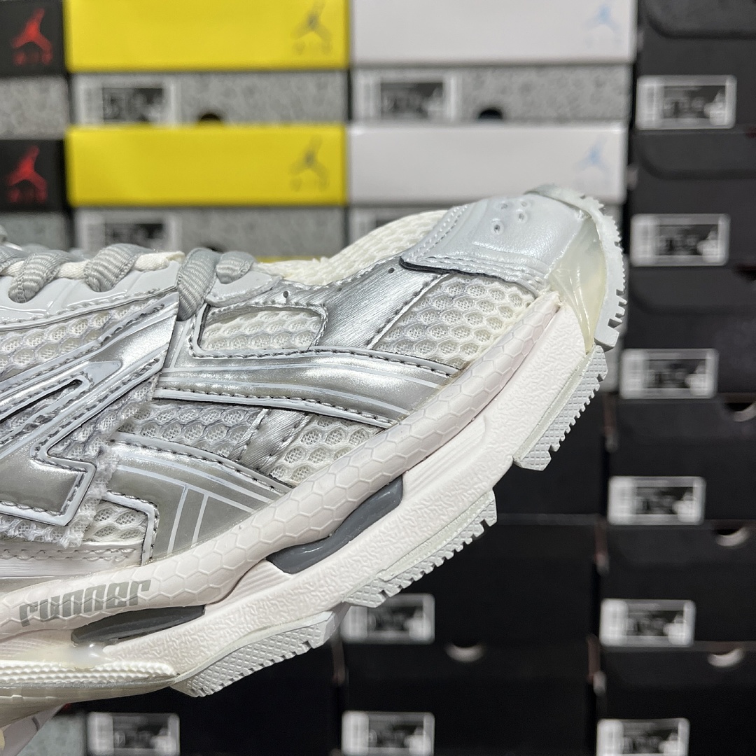 Balenciaga Runner/7.5 - Image 82