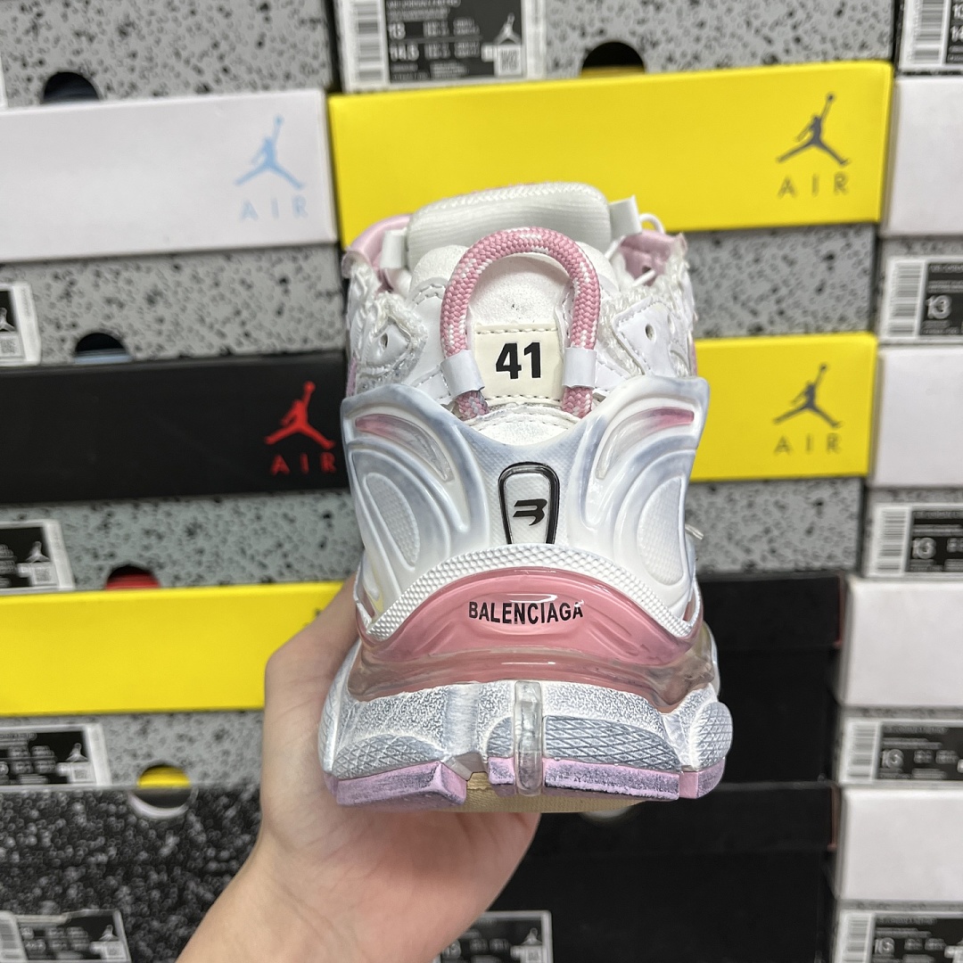 Balenciaga BLCG Runner 7.0 - Image 4