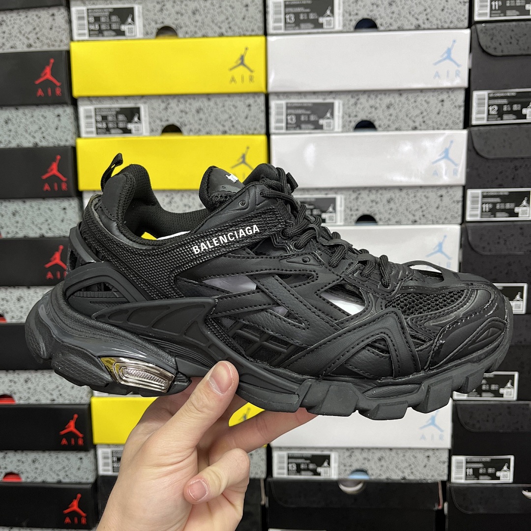Balenciaga Track 2.0 - Image 42