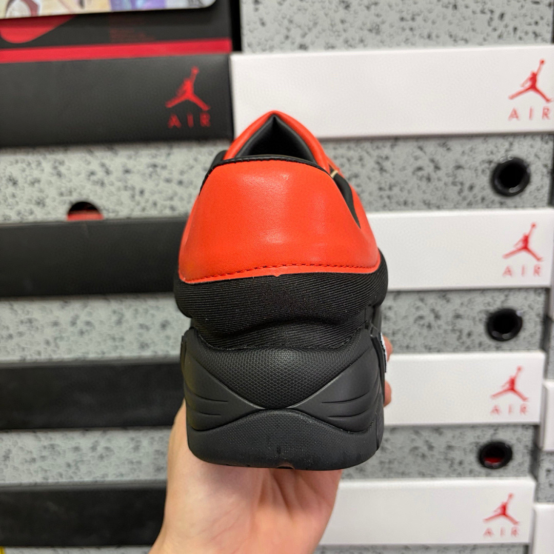 On Running Raf Simons Antei Low Top - Image 4