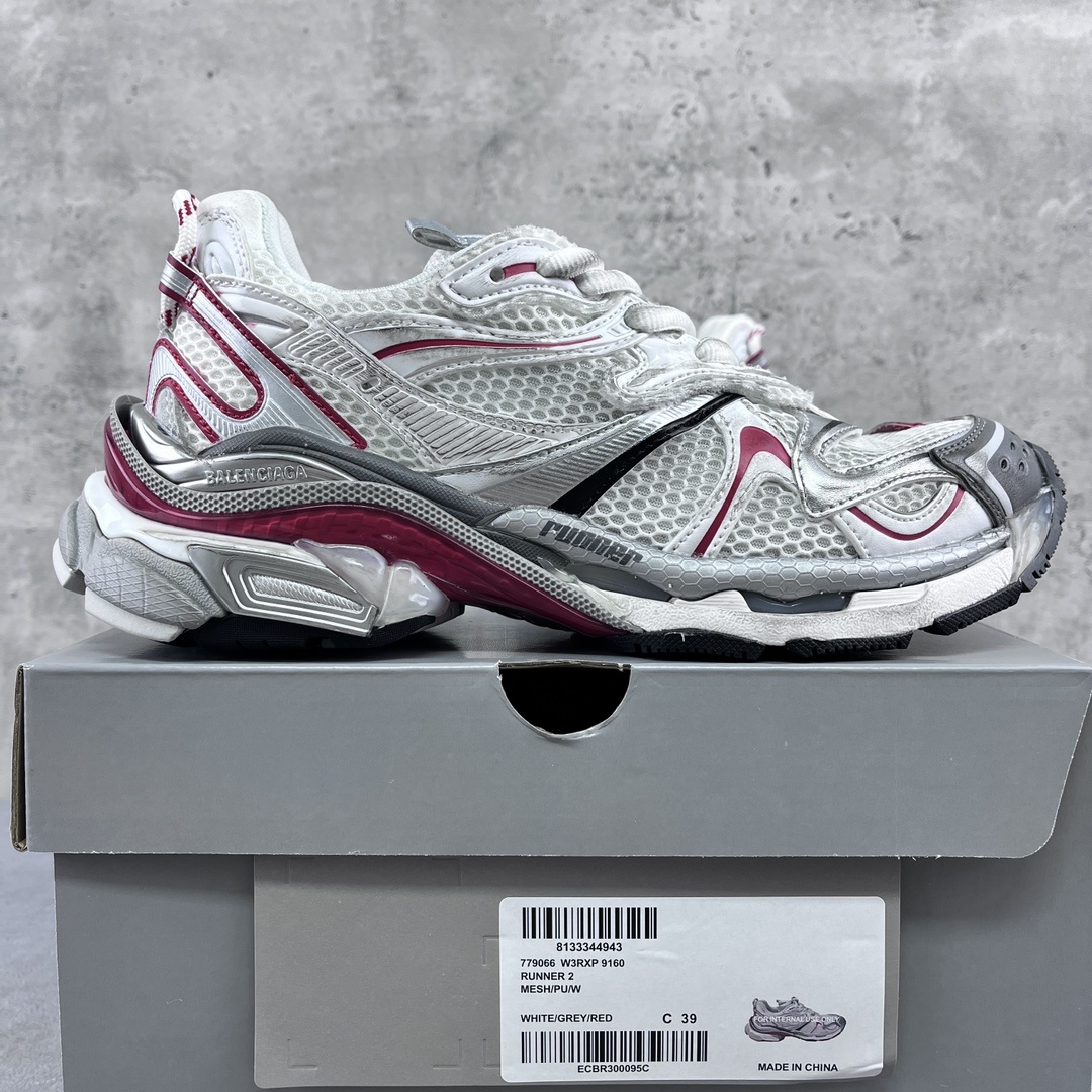Balenciaga Runner 2.0 - Image 20