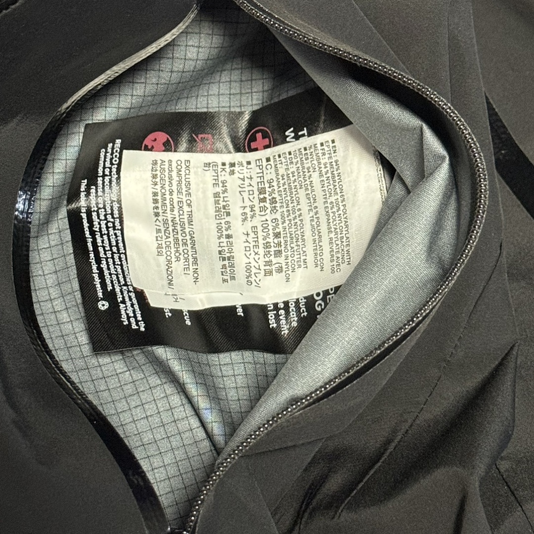 Arc'teryx Alpha Jacket 6 24K Gen (Black SV) - Image 20