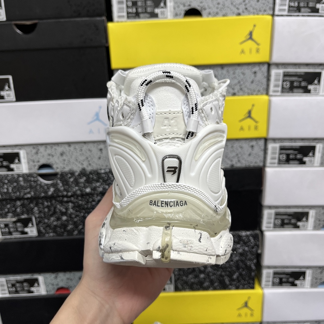 Balenciaga BLCG Runner 7.5 - Image 2
