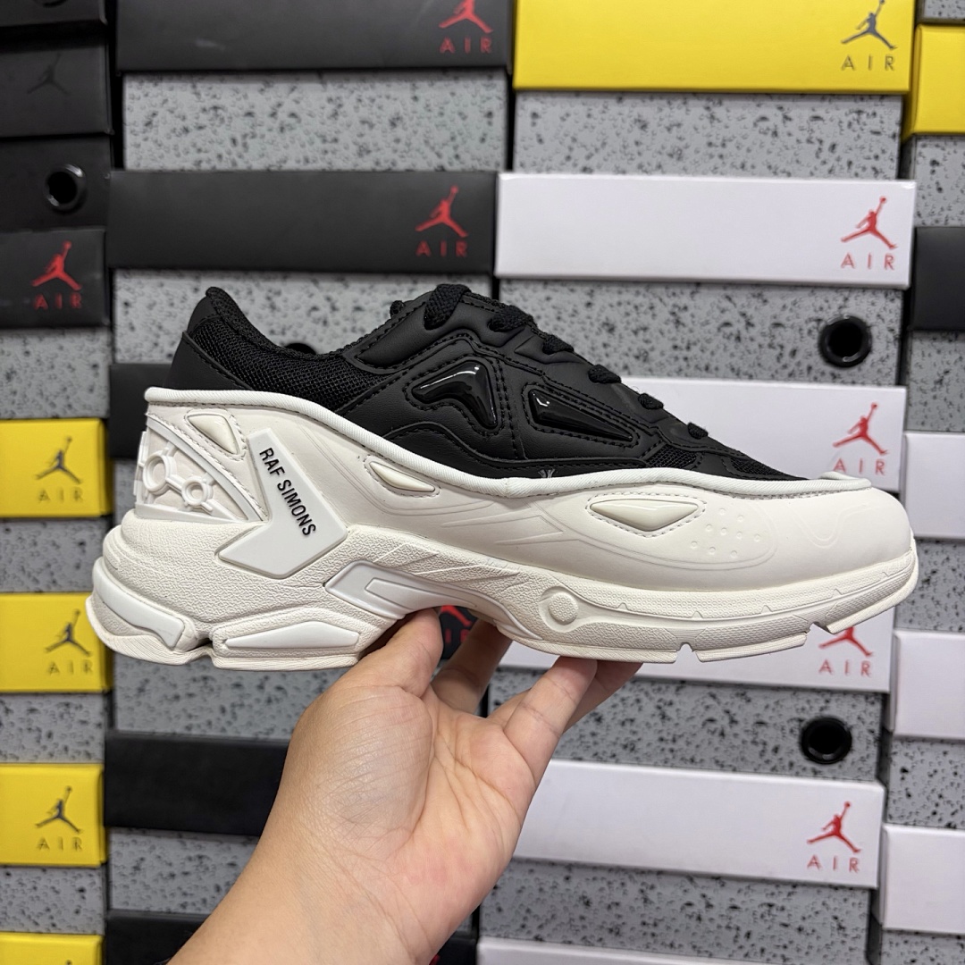 On Running Raf Simons Pharaxus - Image 2