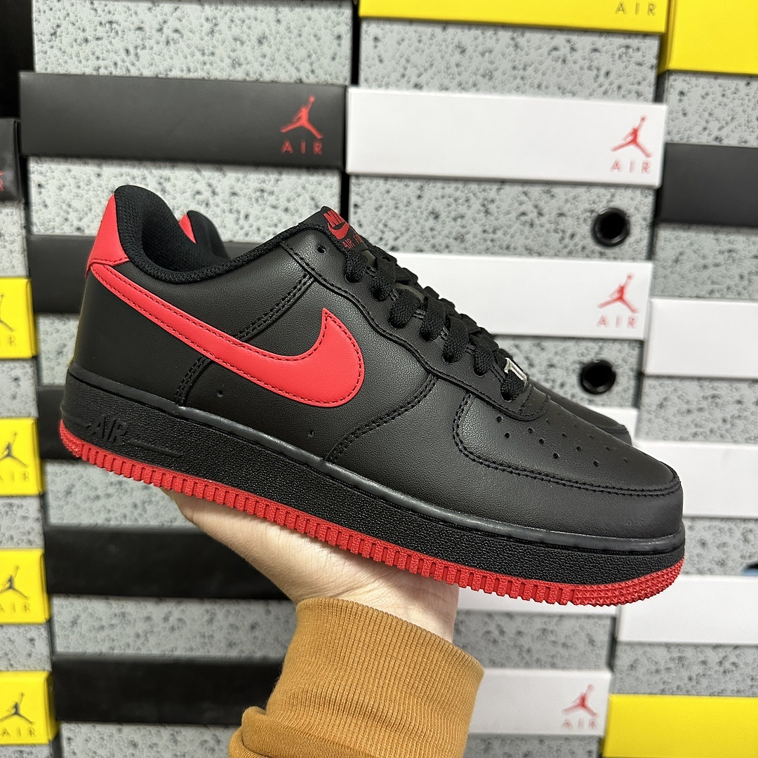 Nike Air Force 1 Low '07 LV8 Vamps - Image 2