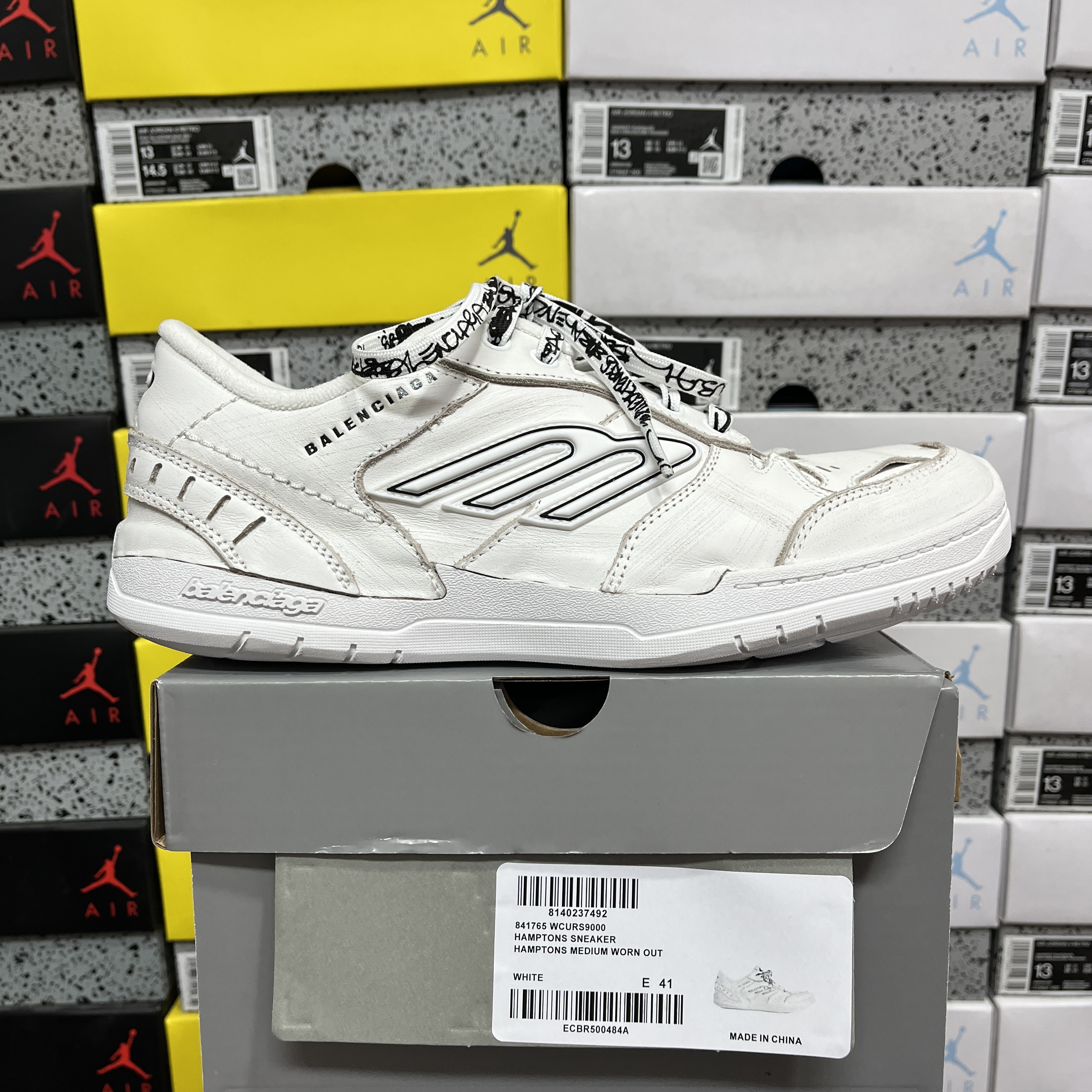 Balenciaga Hamptons Sneakers - Image 12