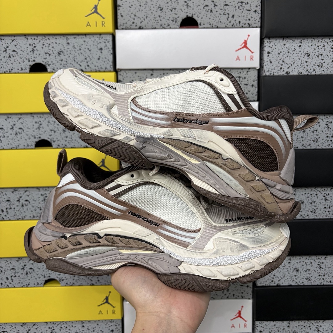 Balenciaga Triple S 2 - Image 8