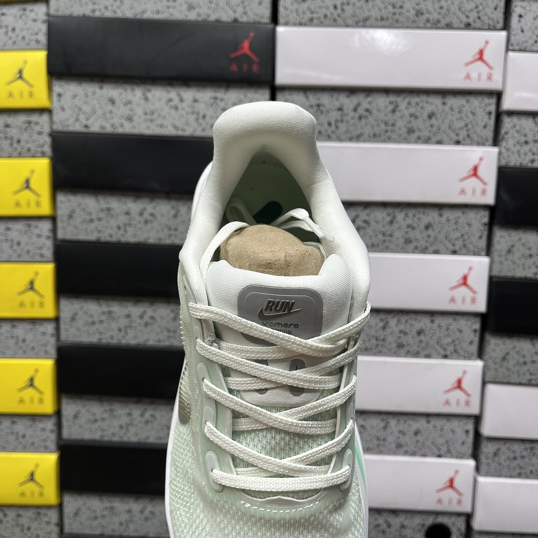 Nike Vomero Premium Barely (Green) - Image 2