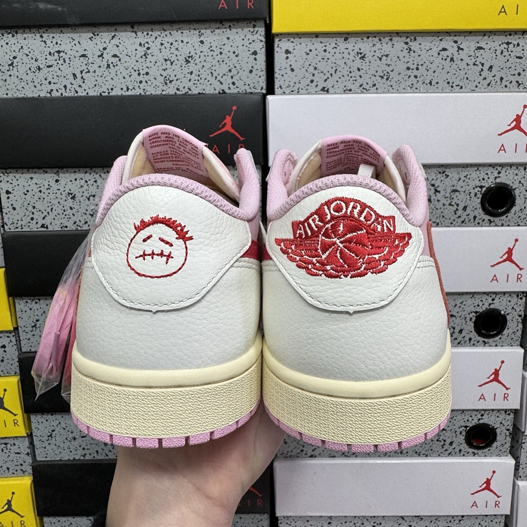 Nike Jordan 1 Retro Low OG SP Travis Scott Shy (Pink) - Image 8