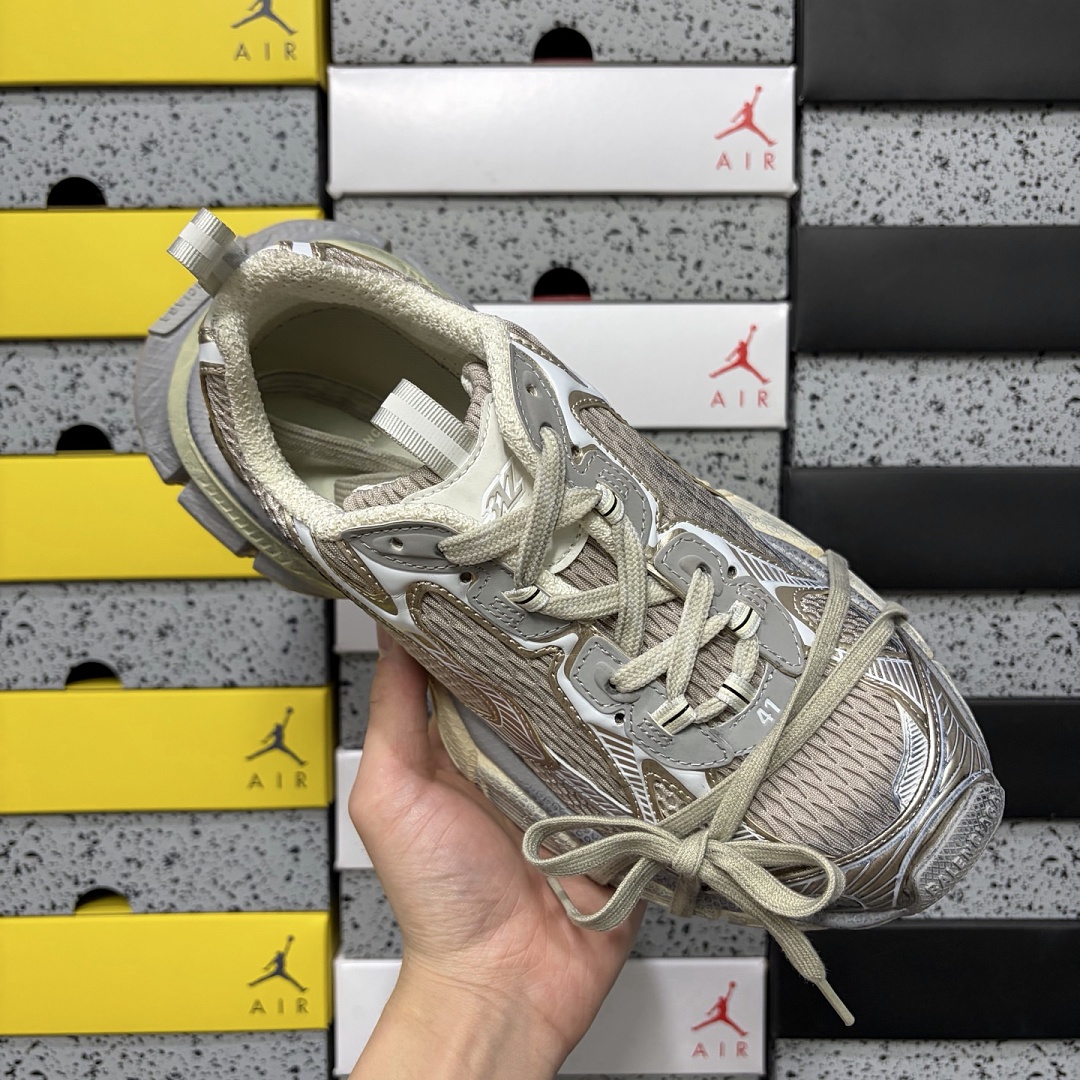 Balenciaga BLCG 3XL - Image 9