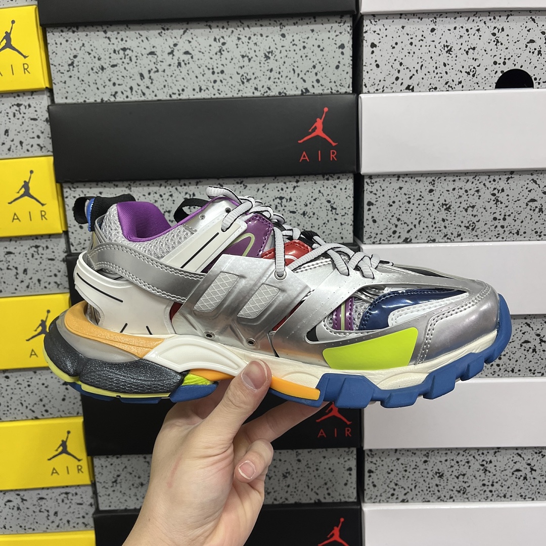 Balenciaga Track - Image 4