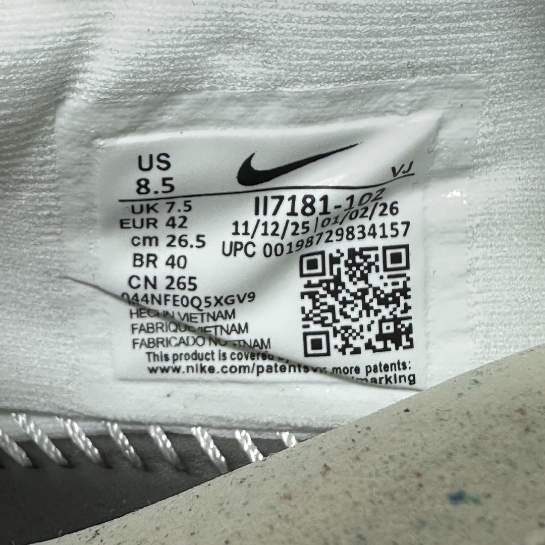 Nike Vomero Plus White Black Cool (Grey) - Image 10