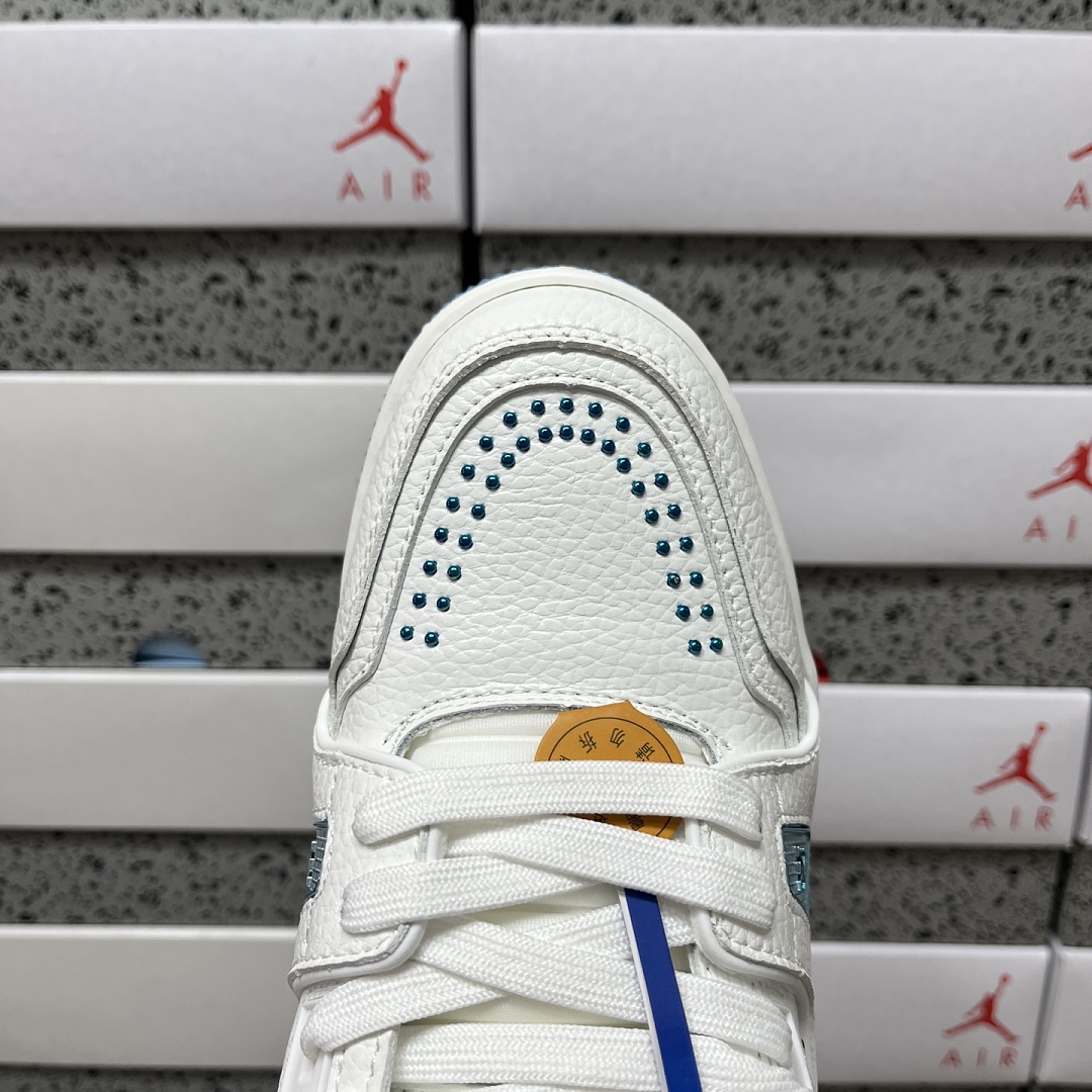 Louis Vuitton Trainer Rhinestone - Image 5