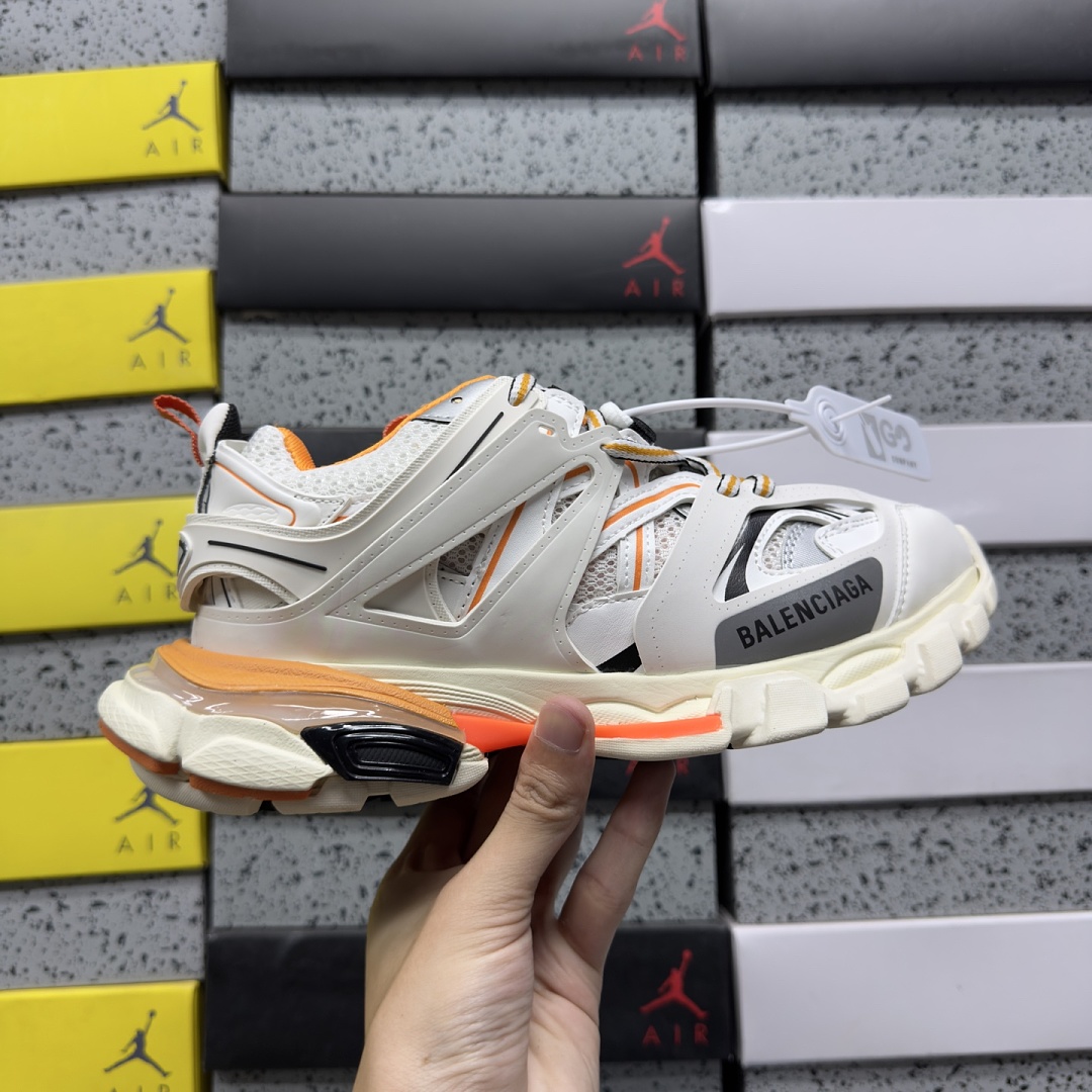 Balenciaga BLCG Track 9059 (White Orange) - Image 4