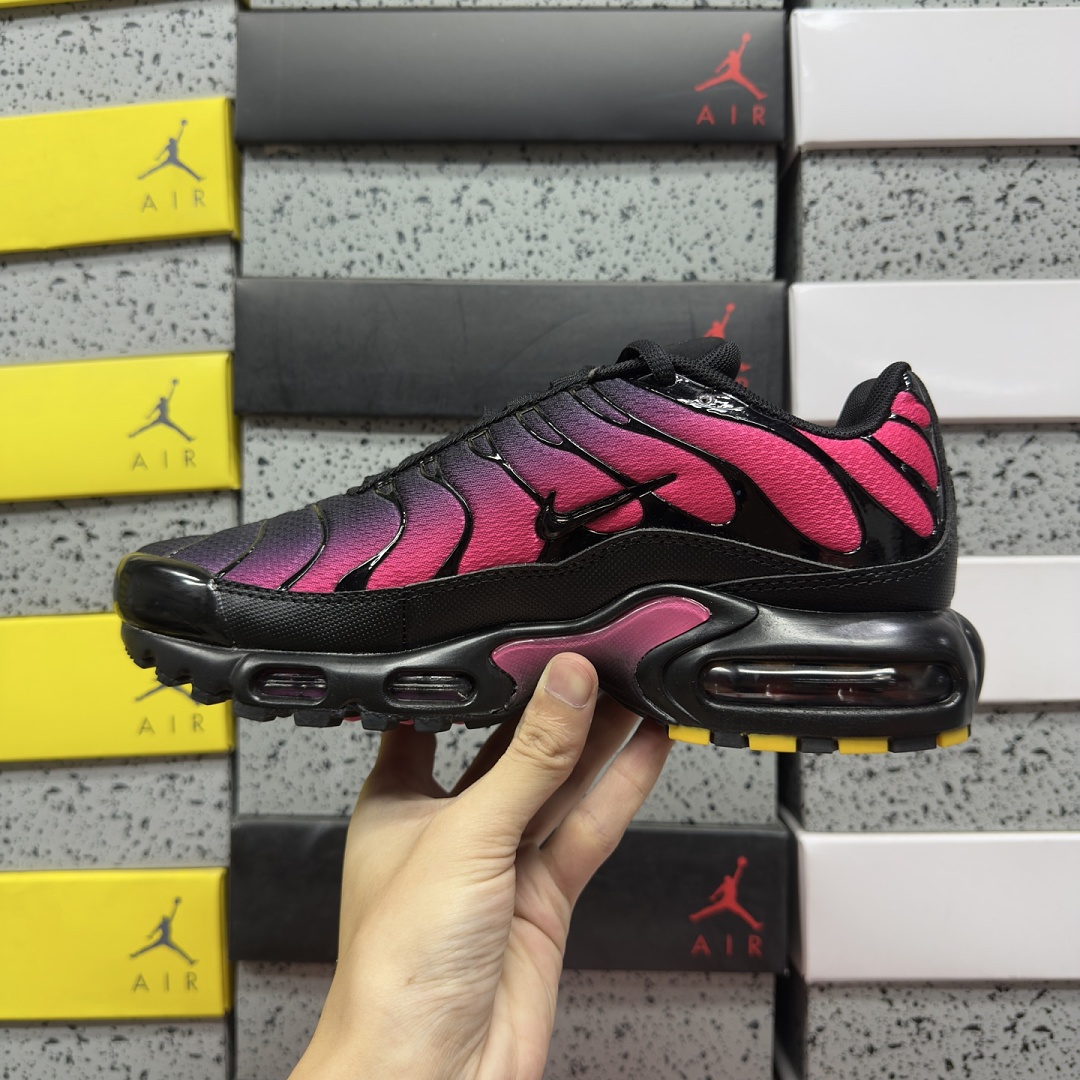 Nike Air Max Plus Black Hyper Pink DM0032-020 - Image 5
