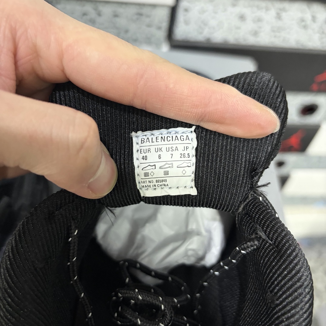 Balenciaga Triple S 2 - Image 10