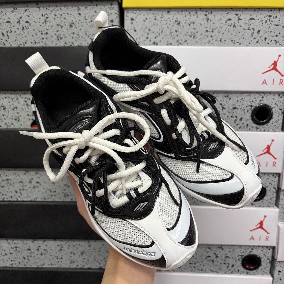 Balenciaga BLCG Radar 25 Gen - Image 2