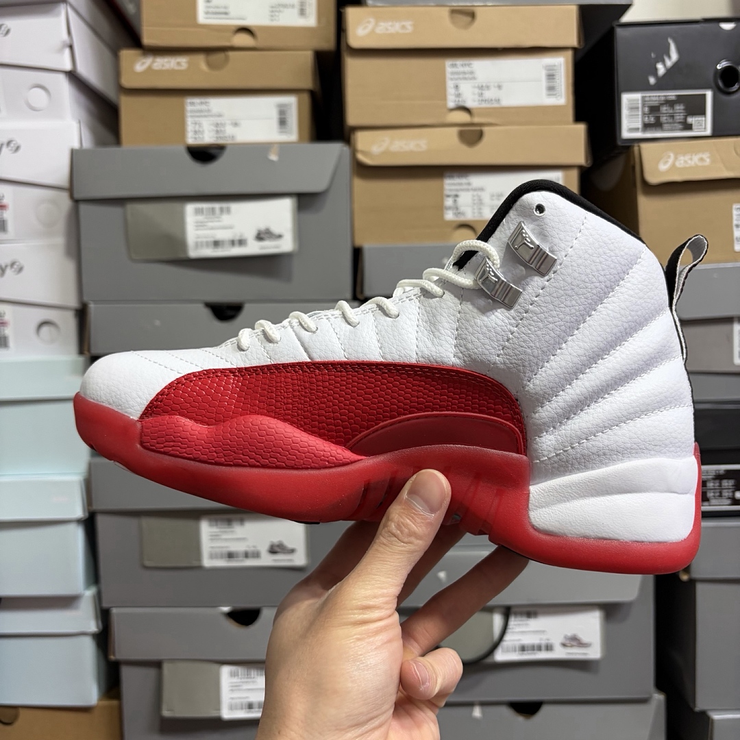 Nike Cherry - Image 4