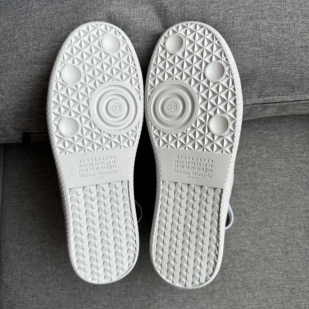 On Running Maison Margiela Replica - Image 8