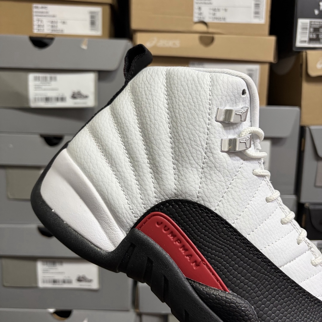 Nike Taxi Flip - Image 8