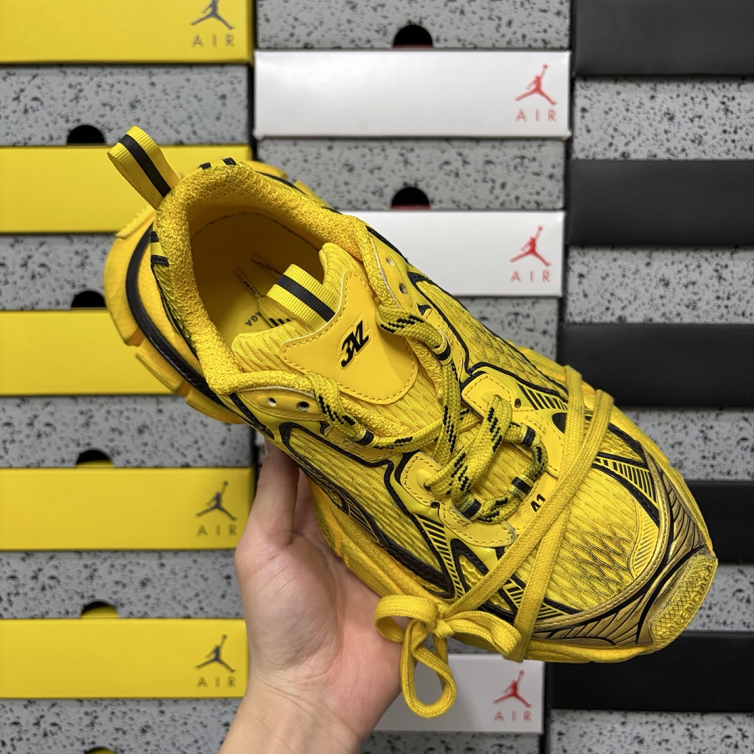 Balenciaga BLCG 3XL - Image 10