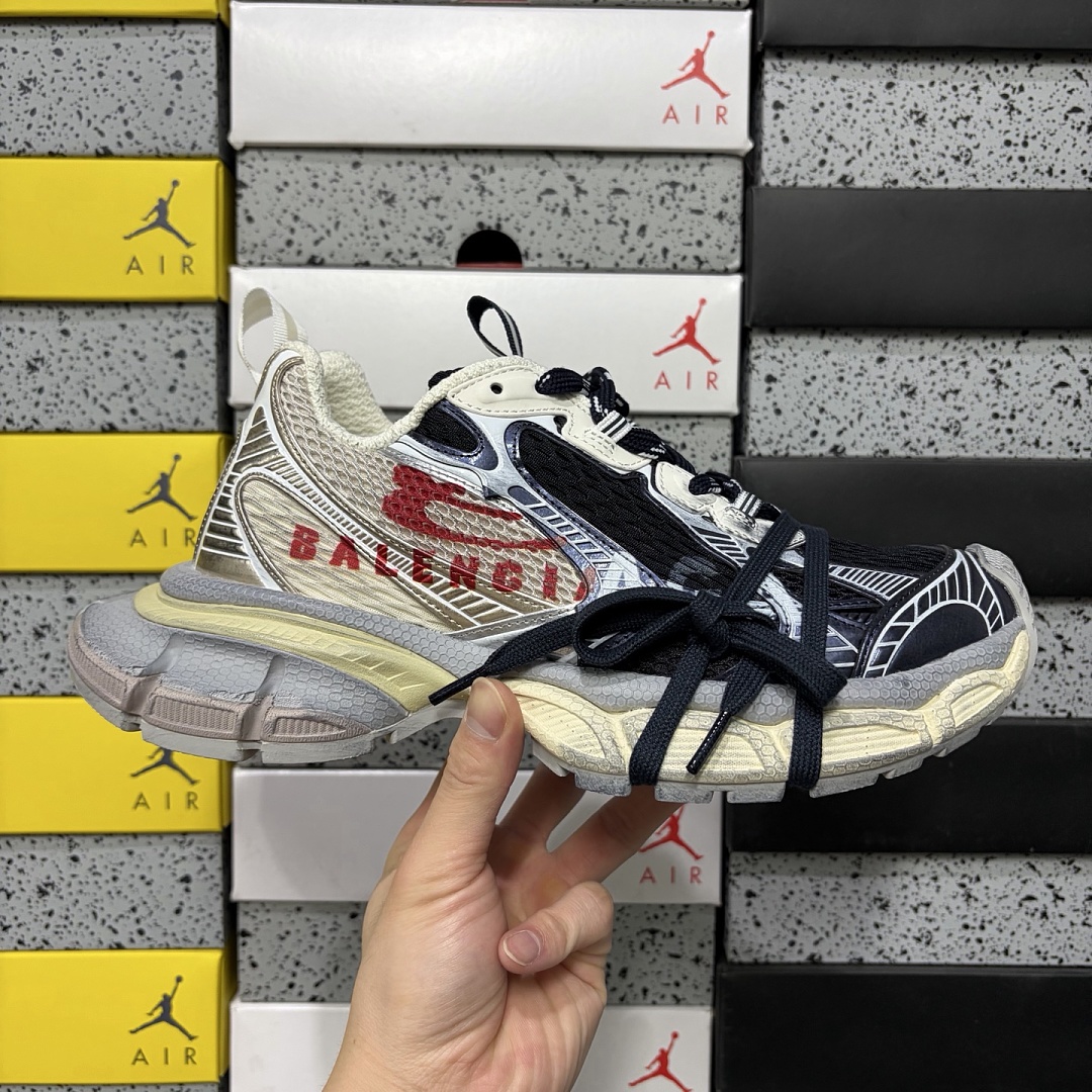 Balenciaga 3XL - Image 4