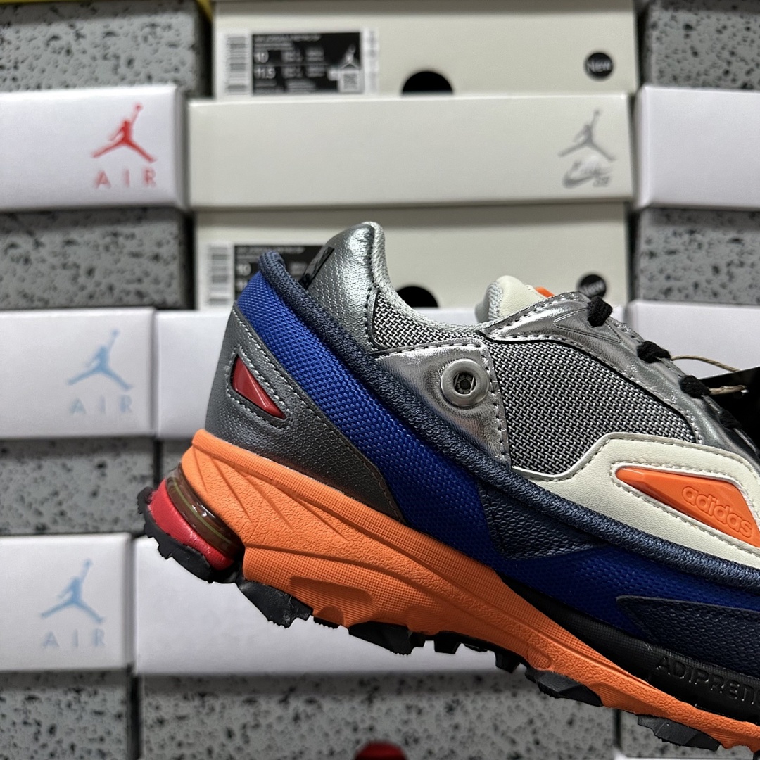 On Running Response Trail 2 Raf Simons - Image 6