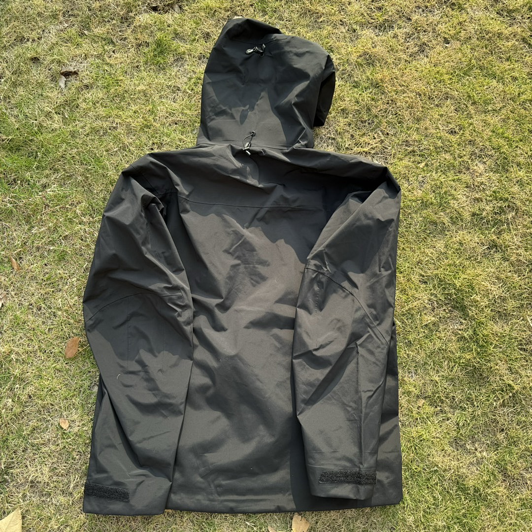 Arc'teryx Alpha Jacket 6 24K Gen (Black SV) - Image 25