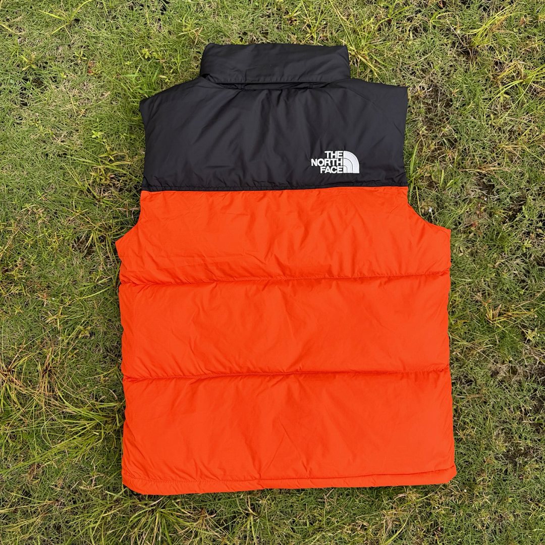 The North Face TNF 1996 Retro Nuptse Vest - Image 13