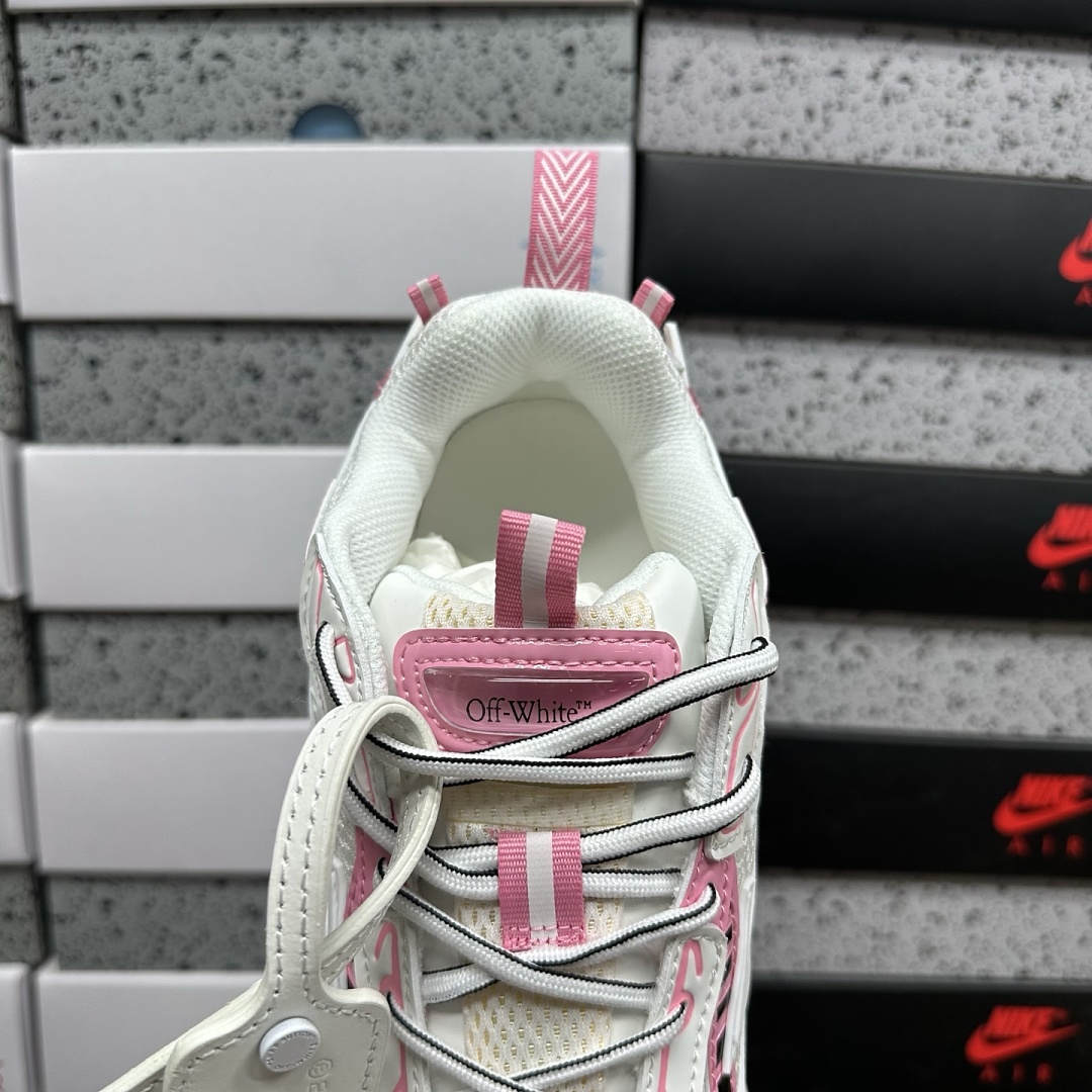 Off-White Be Right Back - Image 7