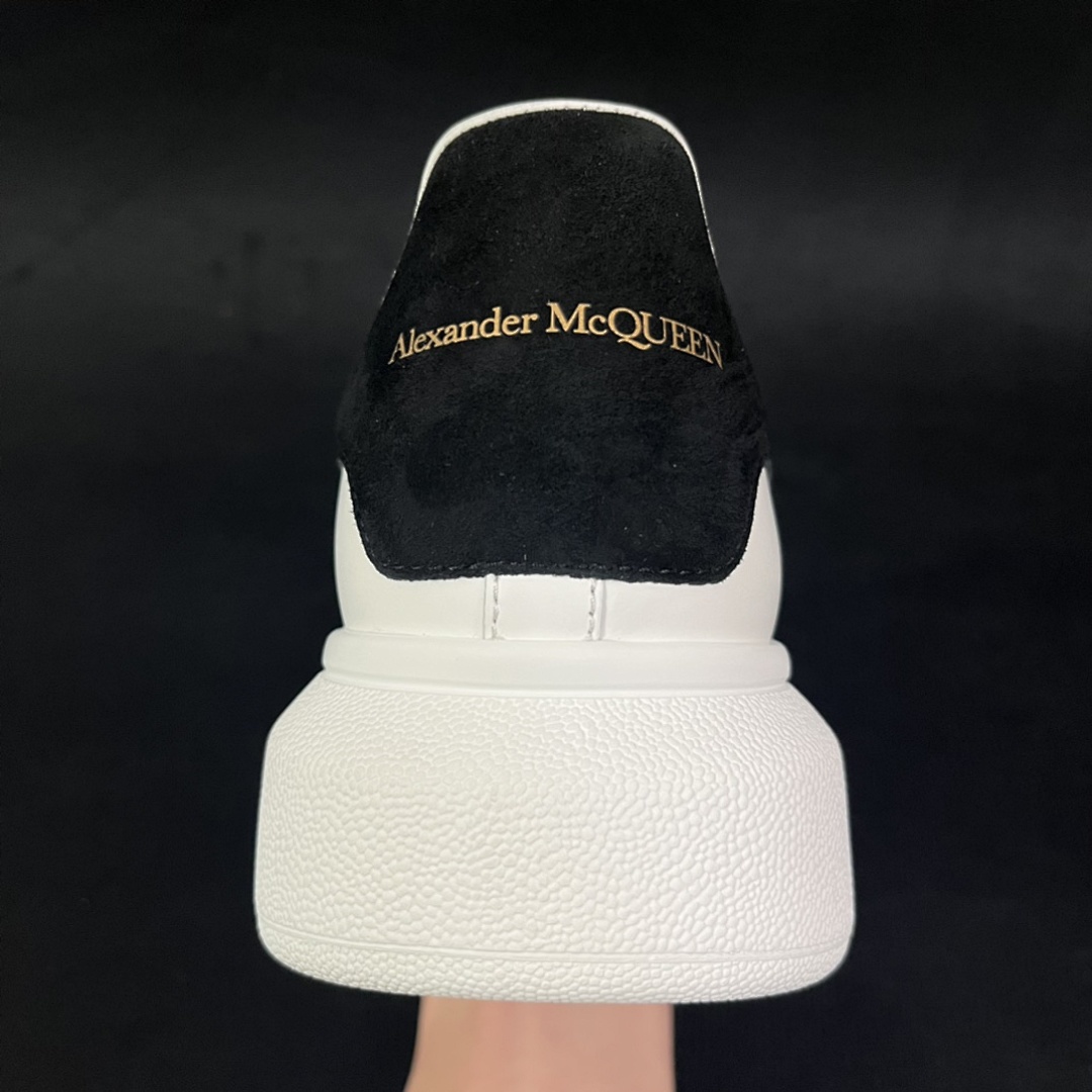 Alexander McQueen Alexander McQueen - Image 5