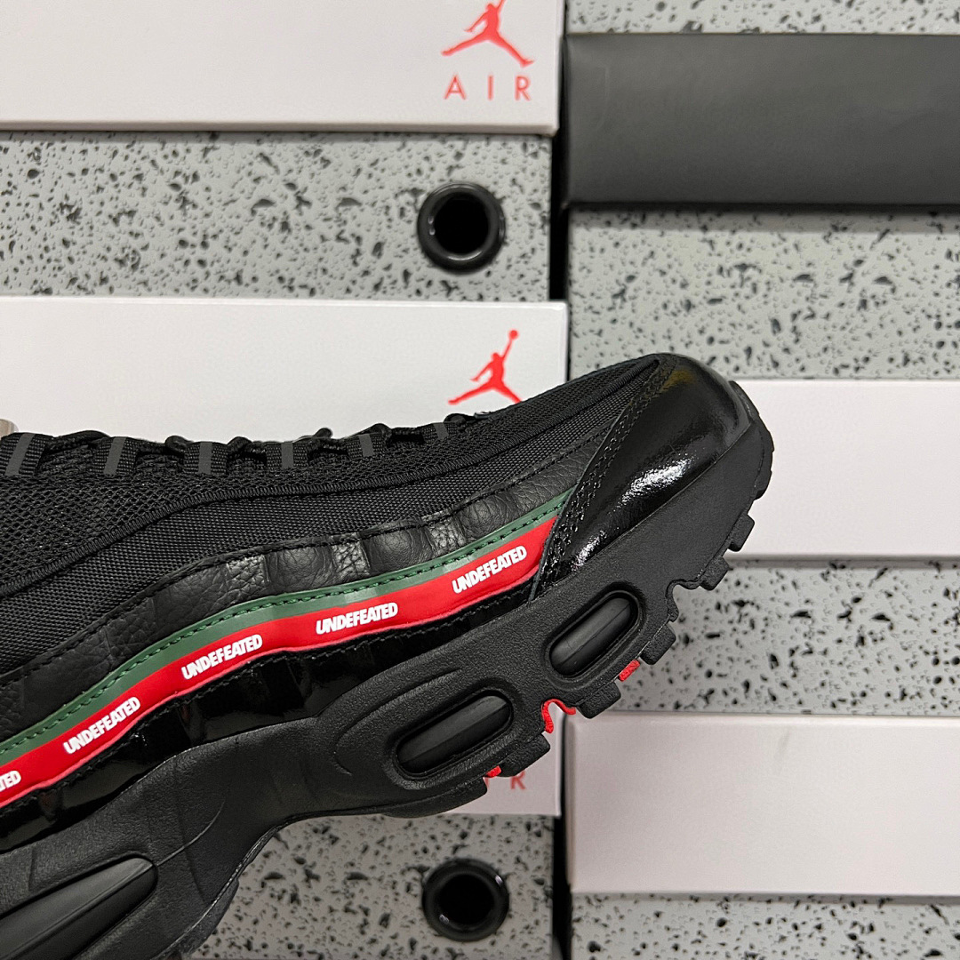 Nike Air Max 95 SP Undefeated (Black) - Image 8
