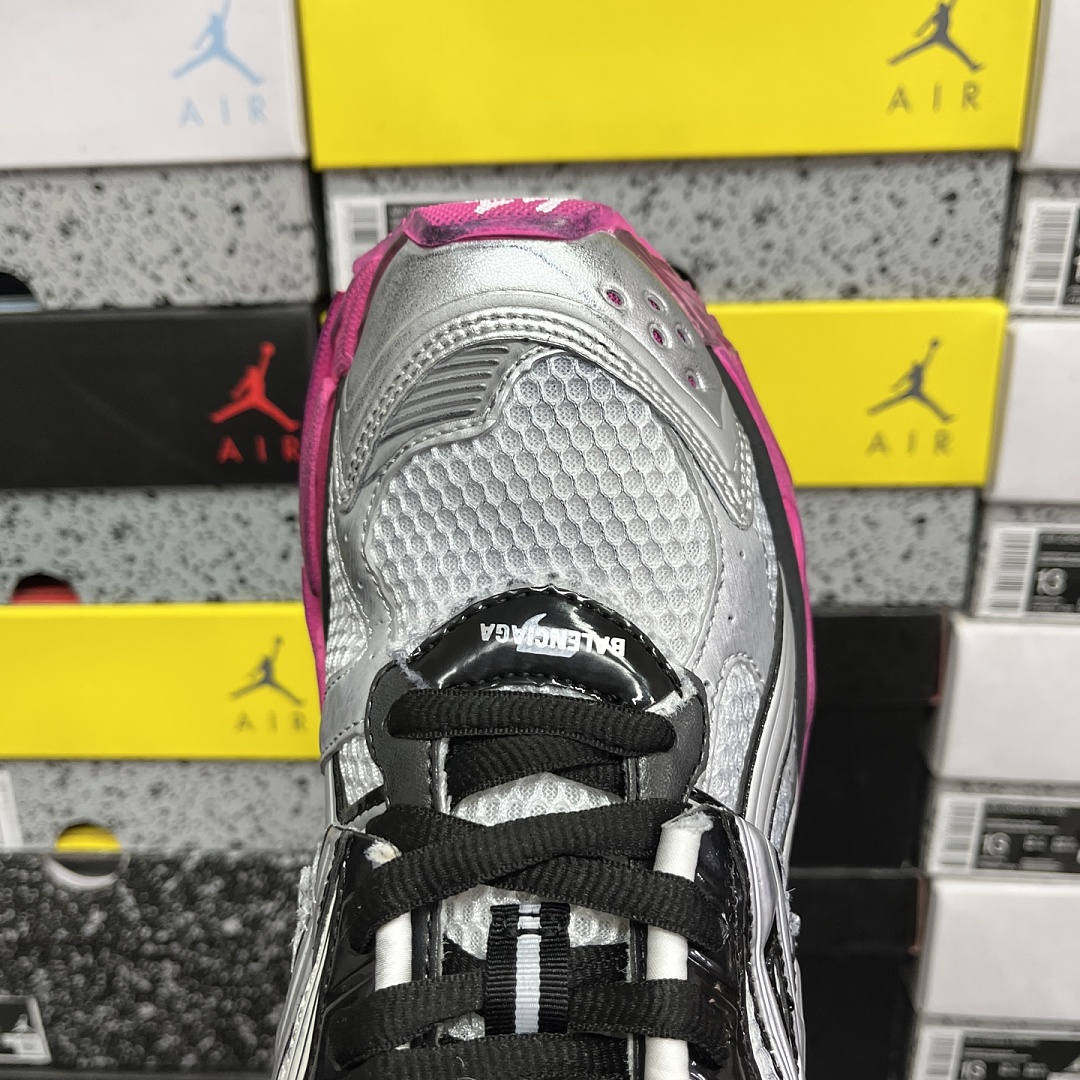 Balenciaga BLCG Runner 7.0 - Image 3