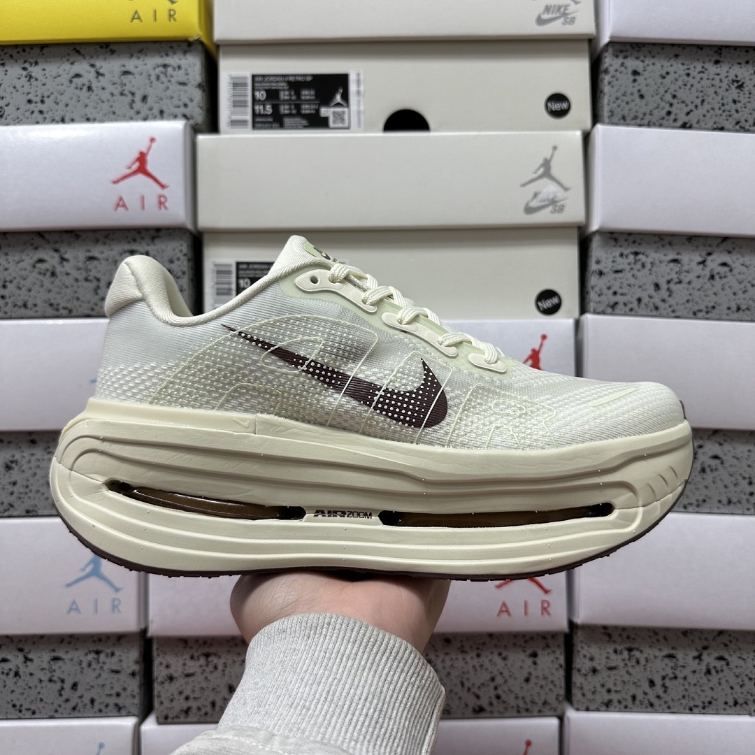 Nike Vomero Premium HQ2050-700 - Image 7