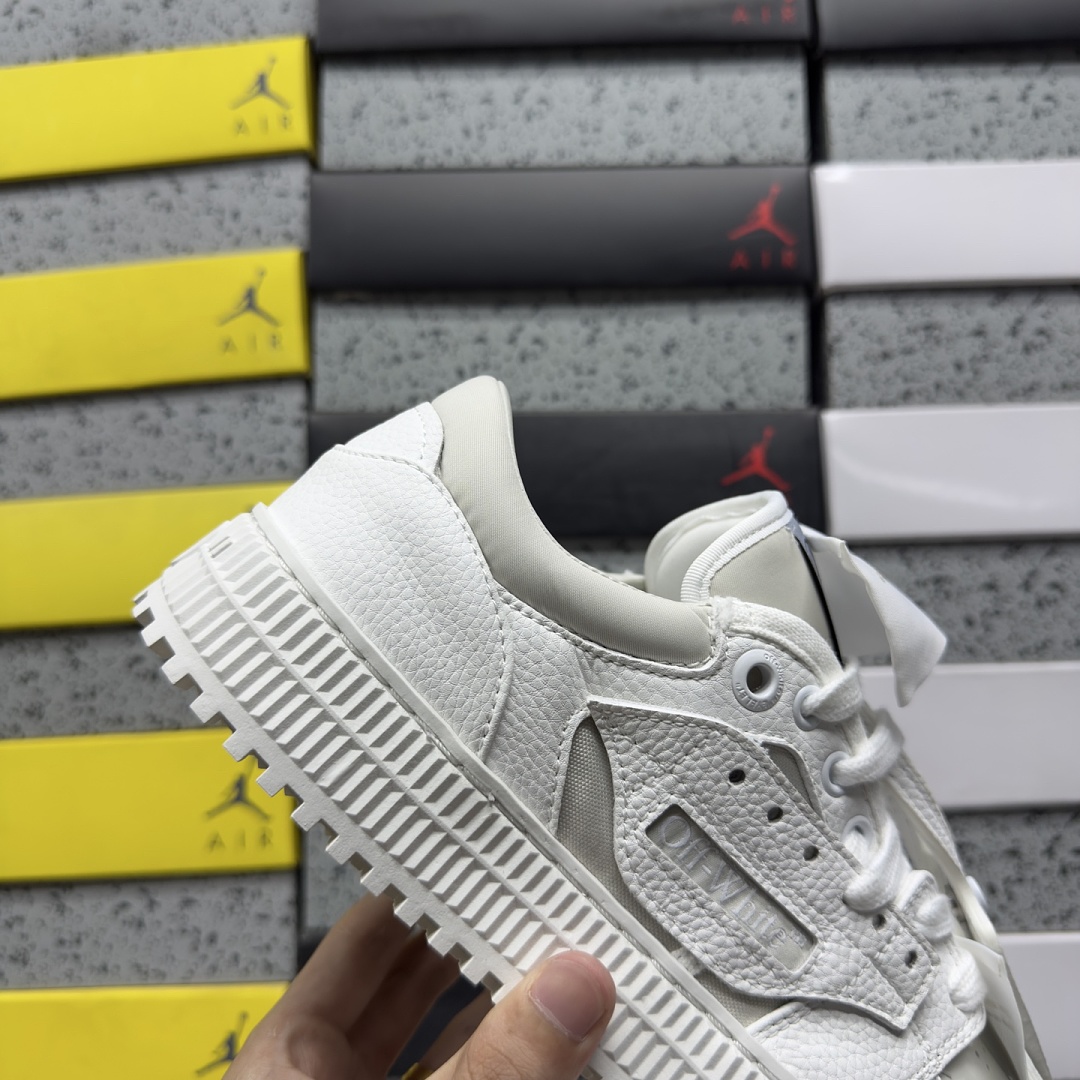 Off-White 3.0 Off Court Low - Image 3