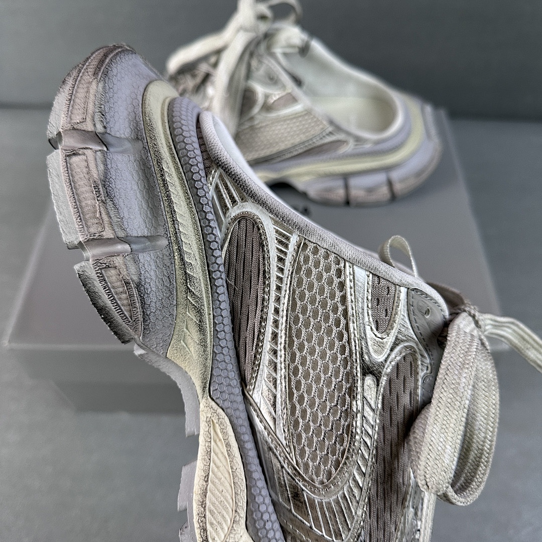 Balenciaga 3XL - Image 51
