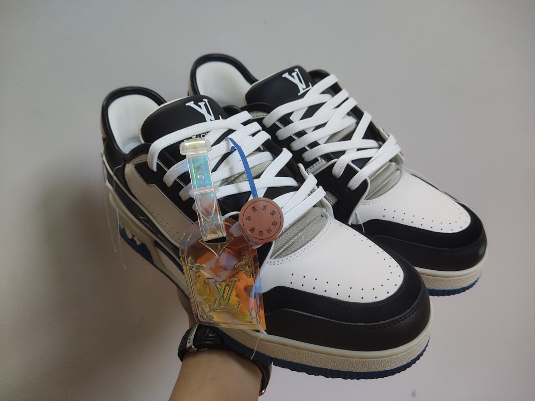 Louis Vuitton LV Trainer (White) - Image 8