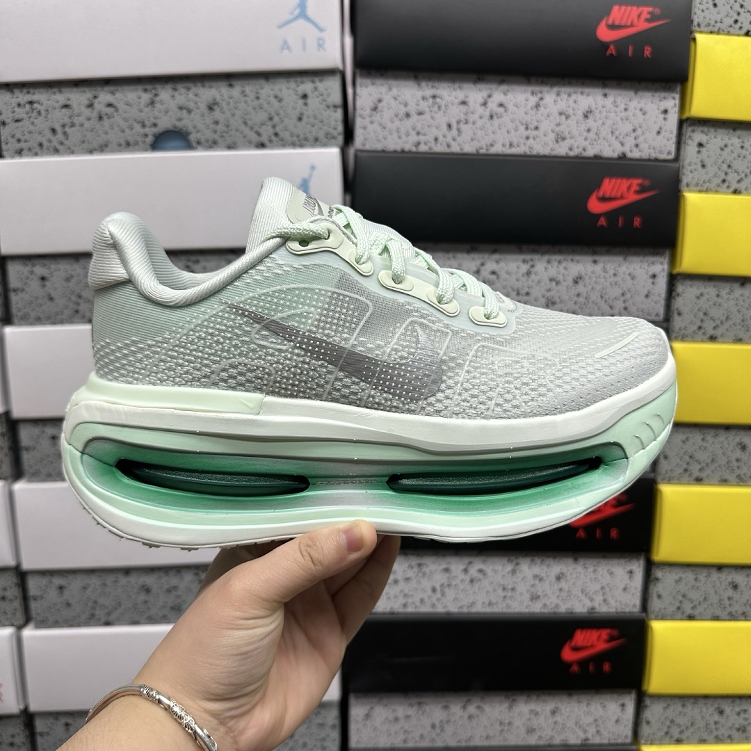 Nike Vomero Premium Barely (Green) - Image 2